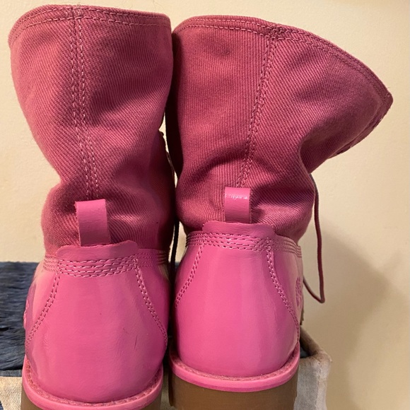 Hot Pink Timberland Boots - Picture 6 of 9